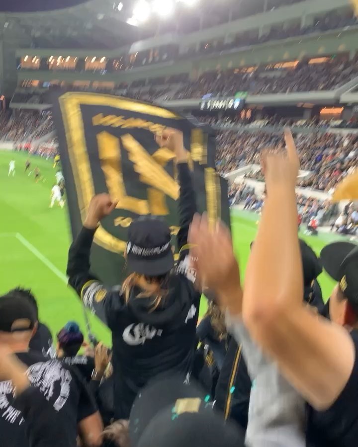 LIVE AT THE BANC let’s get it baby !