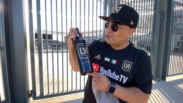 WINE LOVERS I LOVE YOU! Los Angeles I love you! Wine+LAFC= I love you More!