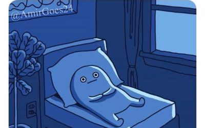 I’m not sure which notification I’m more upset about but slightly leaning towards amazon because that was the perfect setup for this type of situation! If u see me in the stores don’t stab me please thanks! DM me if u have a weapon to sell to Thanks! . . . . . #